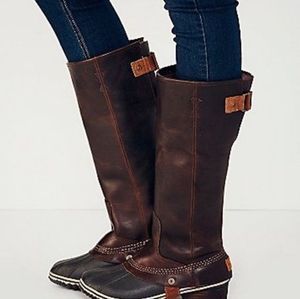 ISO Not selling. Sorel slimpack size 8.